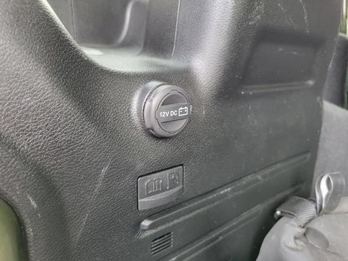 Used 2023 Jeep Wrangler Unlimited Sahara w/ Cold Weather Group AWD/4WD image 31