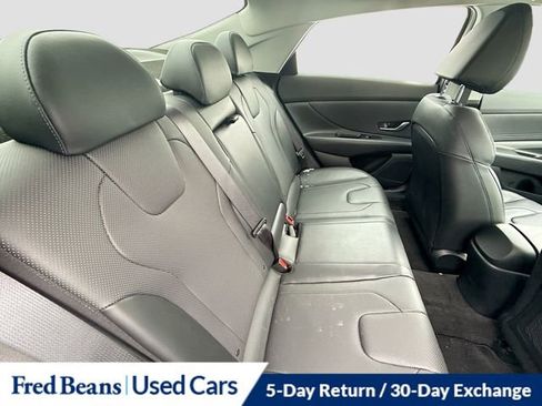 Used 2023 Hyundai Elantra Limited image 28