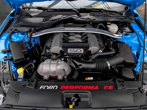 Used 2017 Ford Mustang GT image 44