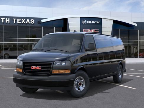 New 2026 GMC Savana 2500 Extended w/ Driver Convenience Package RWD image 32