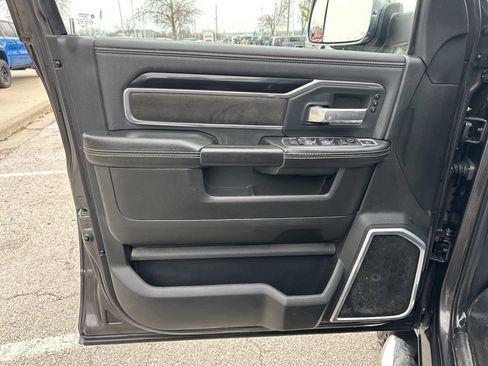 Used 2019 RAM 3500 Laramie image 63