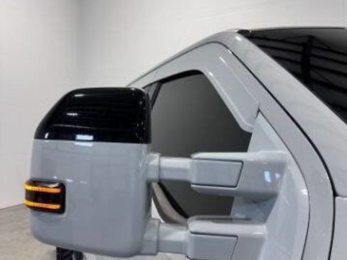 Used 2026 Ford F350 Lariat w/ Black Appearance Package image 9