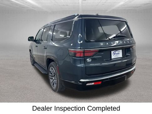 Used 2024 Jeep Wagoneer Series II w/ Convenience Group I AWD/4WD image 9