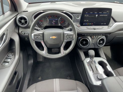 Used 2023 Chevrolet Blazer LT image 26