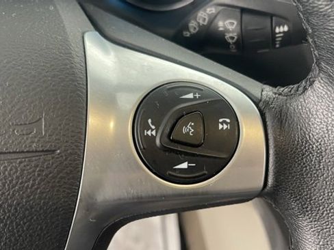 Used 2015 Ford Escape Titanium image 37