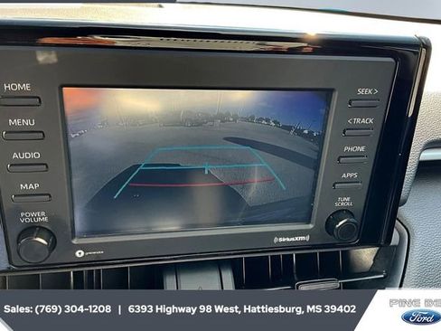 Used 2022 Toyota RAV4 LE image 15