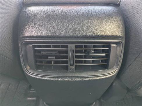 Used 2020 Honda CR-V LX image 17