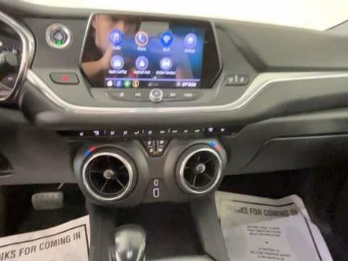 Used 2019 Chevrolet Blazer LT FWD image 31