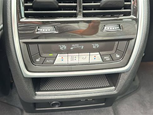 Used 2024 BMW X5 M60i w/ Climate Comfort Package image 25