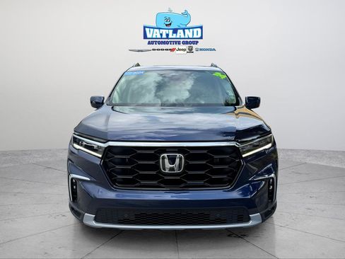Used 2024 Honda Pilot Touring image 8