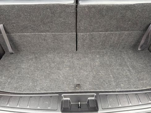 Used 2024 Mitsubishi Outlander SE image 18