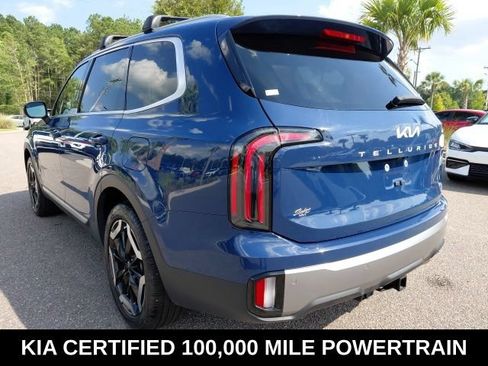 Certified 2024 Kia Telluride EX w/ EX Captain's Chair Package FWD image 7