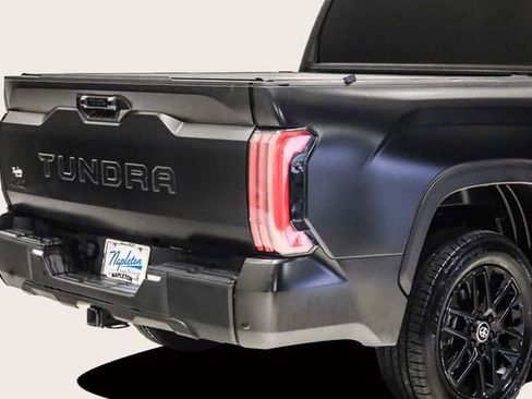 Used 2025 Toyota Tundra Limited image 7