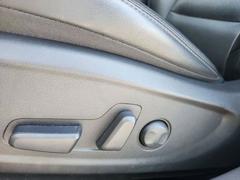 Certified 2022 Hyundai Kona Limited image 13