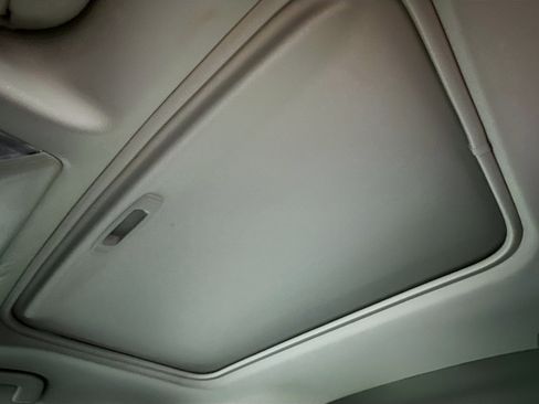 Used 2025 Toyota RAV4 XLE w/ Convenience Package image 25