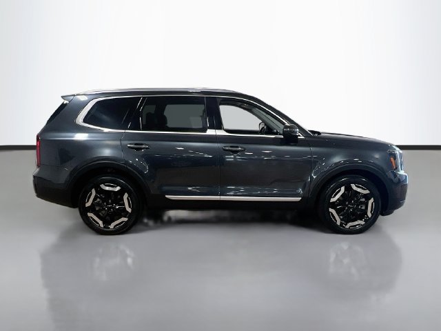 Used 2024 Kia Telluride S w/ S Sunroof Package FWD image 8