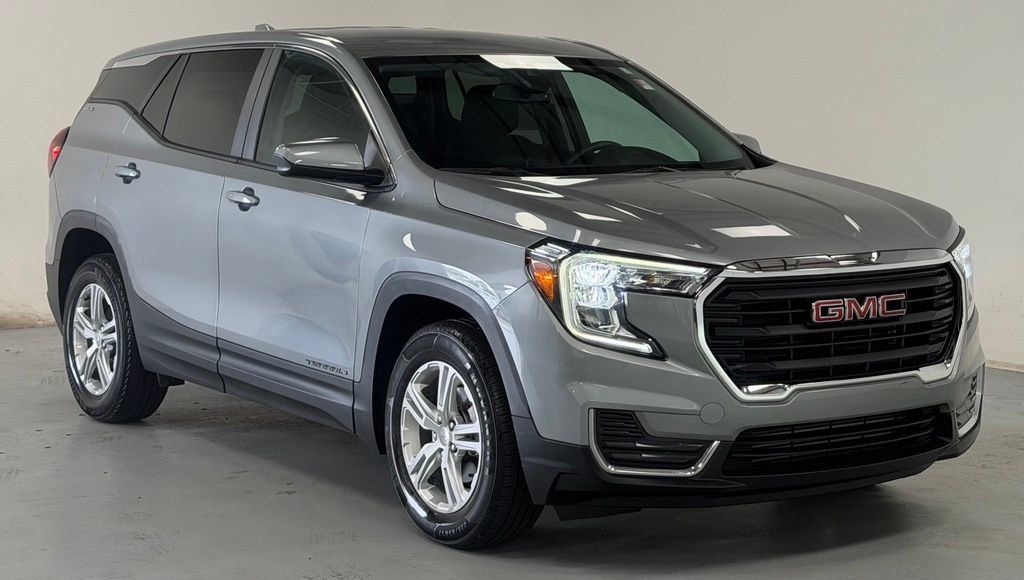 Used 2024 GMC Terrain SLE FWD image 6