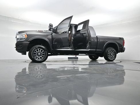 Used 2024 RAM 3500 Limited w/ Safety Group image 51