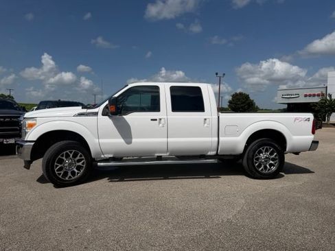 Used 2016 Ford F250 Lariat w/ Lariat Ultimate Package AWD/4WD image 11