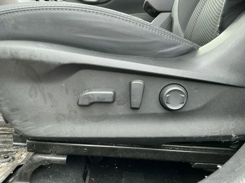 Used 2019 Subaru Forester Premium w/ All-Weather Package image 21