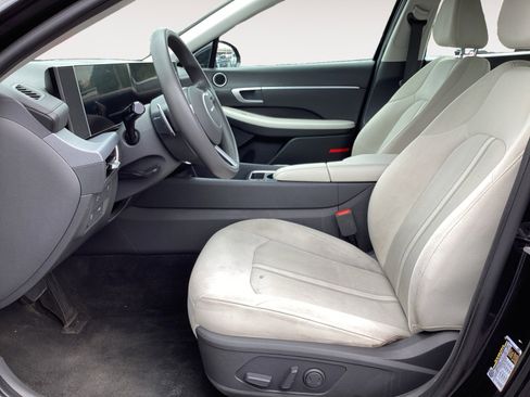Used 2025 Hyundai Sonata SEL FWD image 26