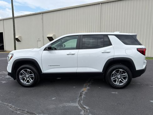 Used 2025 GMC Terrain Elevation FWD image 17