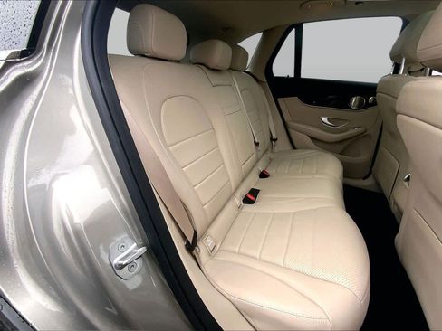 Certified 2021 Mercedes-Benz GLC 300 image 19
