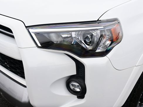 Used 2022 Toyota 4Runner TRD Off-Road Premium image 13