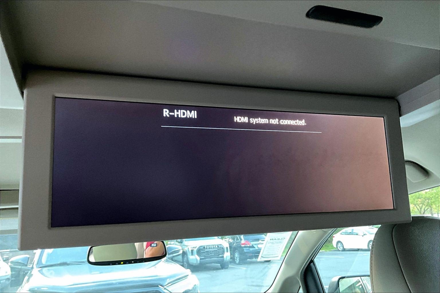 Used 2016 Toyota Sienna XLE Premium FWD image 33