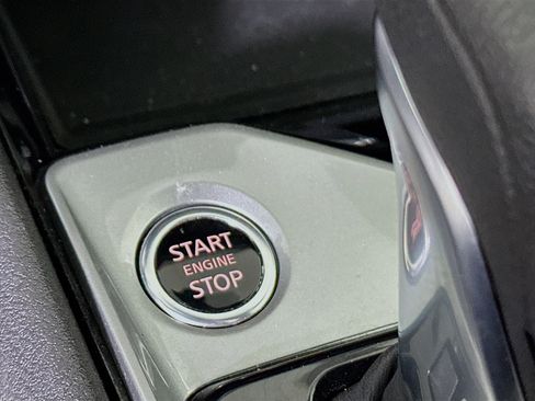 Used 2024 Nissan Altima 2.5 SV FWD image 20