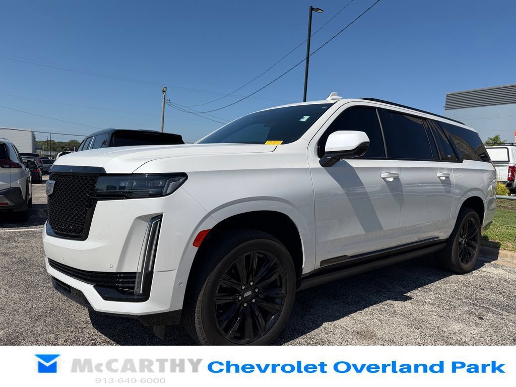 Used 2021 Cadillac Escalade ESV Sport w/ Driver Assist Tech Package AWD/4WD image 7