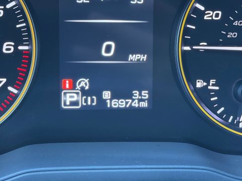 Used 2024 Subaru Crosstrek 2.5i Sport w/ Popular Package #4A AWD/4WD image 34