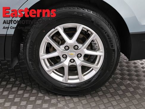 Used 2022 Chevrolet Equinox LT FWD image 32