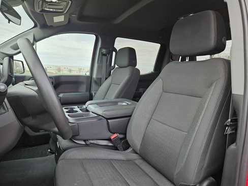 Used 2024 Chevrolet Silverado 1500 Custom image 13