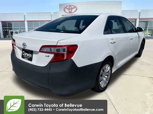 Used 2013 Toyota Camry LE FWD image 5