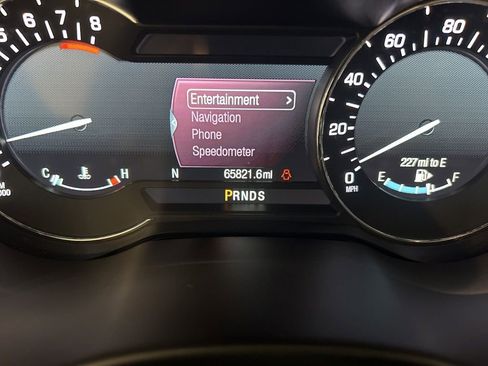 Certified 2019 Lincoln MKC Reserve w/ MKC Climate Package image 17