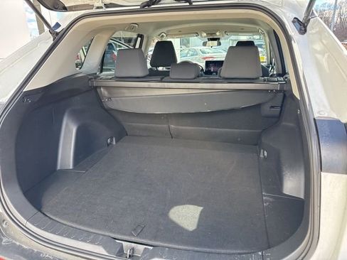 Used 2025 Toyota RAV4 XLE image 27