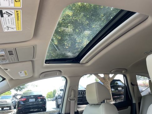 Used 2020 Honda CR-V EX-L image 26