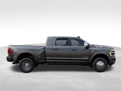 New 2026 RAM 3500 Limited image 21