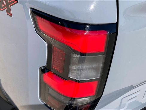 Used 2024 Nissan Frontier PRO-4X w/ Pro Convenience Package image 28