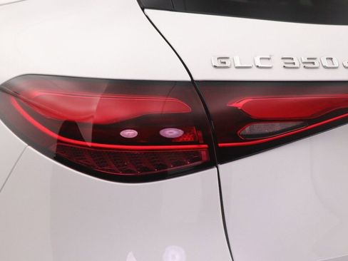 Certified 2025 Mercedes-Benz GLC 350e 4MATIC image 21
