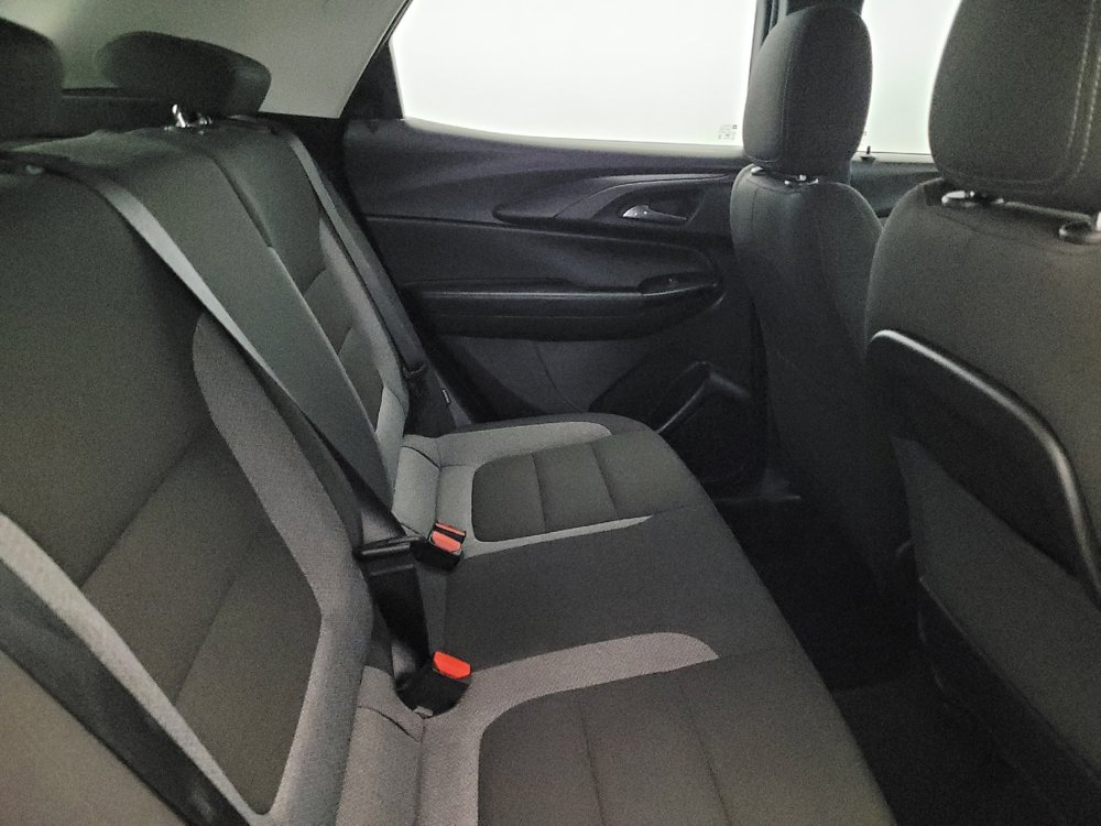 Used 2022 Chevrolet TrailBlazer LS AWD/4WD image 19