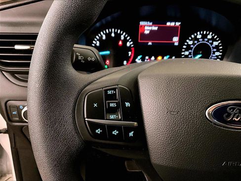 Used 2022 Ford Explorer 4WD image 17