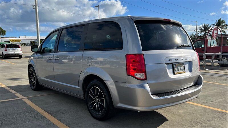 Used 2019 Dodge Grand Caravan GT FWD image 3