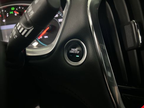 Certified 2023 Chevrolet Traverse LT image 50