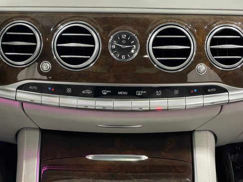 Used 2016 Mercedes-Benz S 550 4MATIC Sedan image 27
