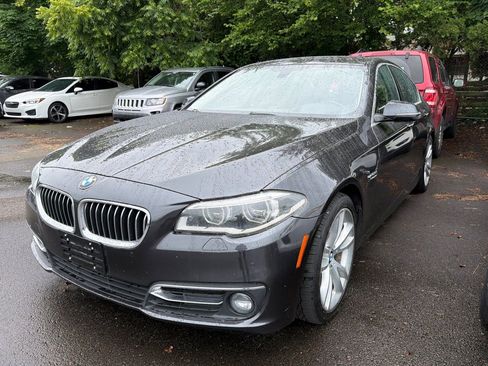Used 2016 BMW 535i xDrive Sedan AWD/4WD image 2
