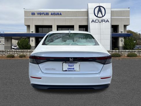 Used 2023 Honda Accord EX image 6
