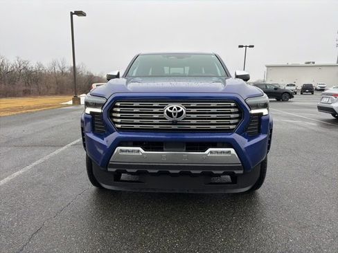 Used 2025 Toyota Tacoma Limited image 3