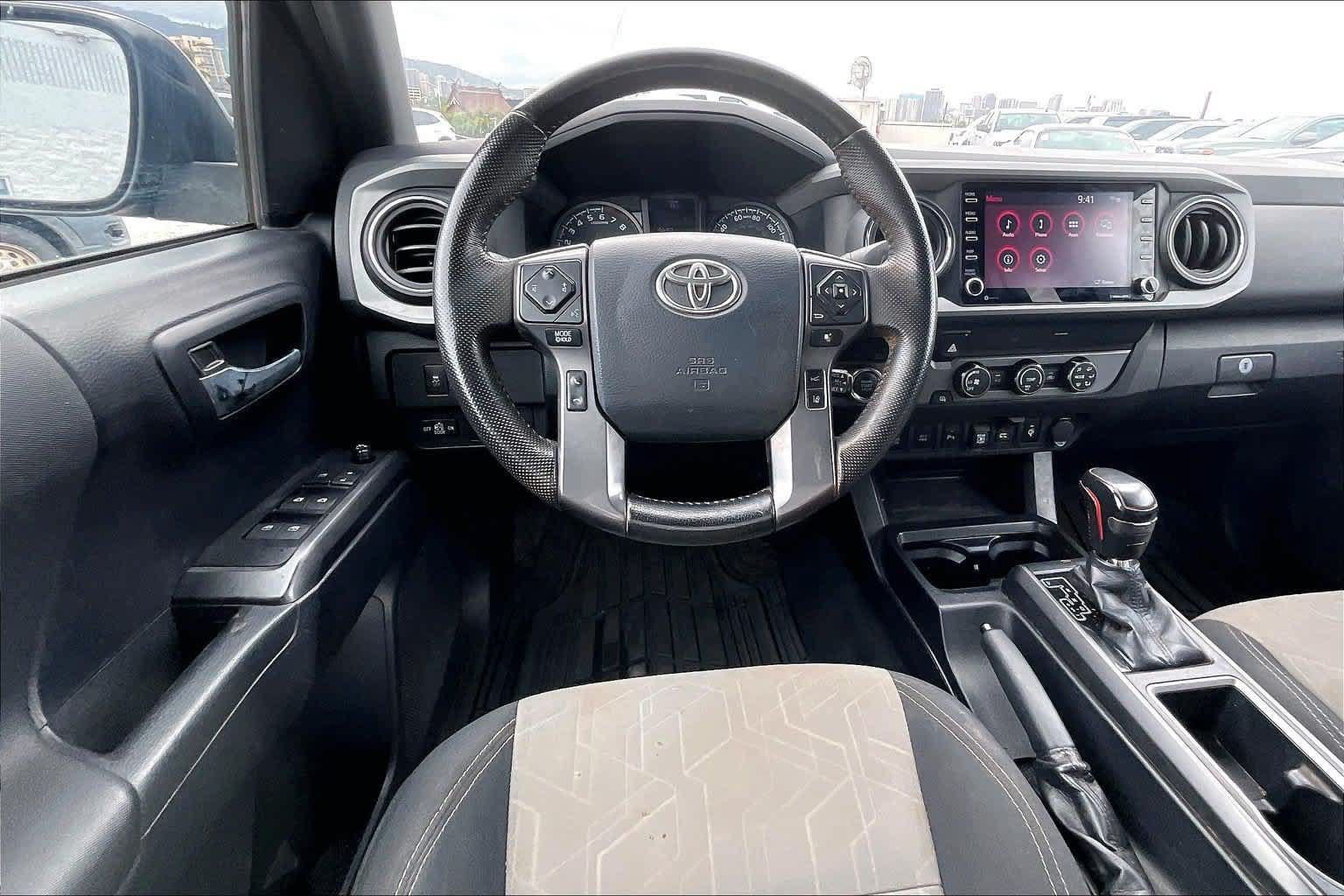 Used 2020 Toyota Tacoma TRD Off-Road w/ Technology Package RWD image 14